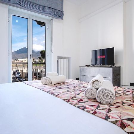 Madras Apartment Сан Джорджо а Кремано Екстериор снимка