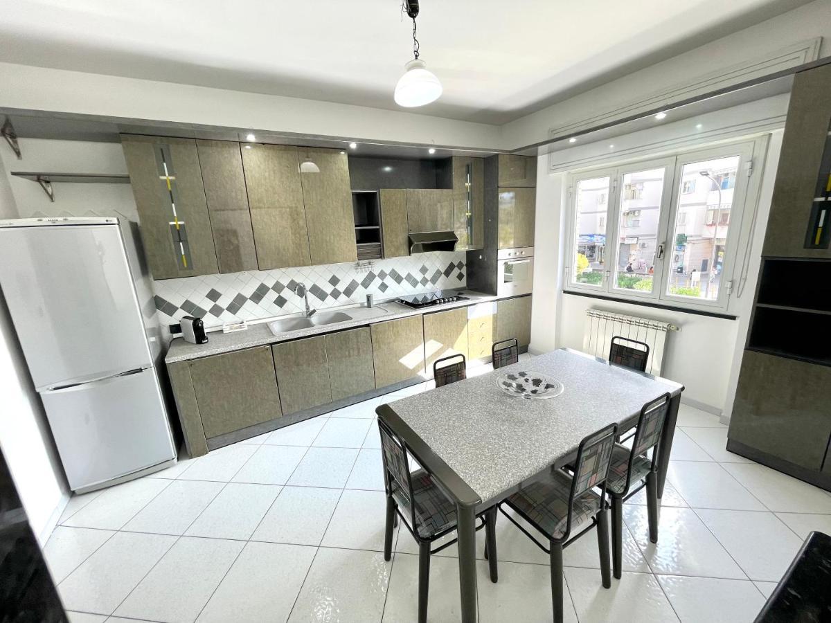 Madras Apartment Сан Джорджо а Кремано Екстериор снимка