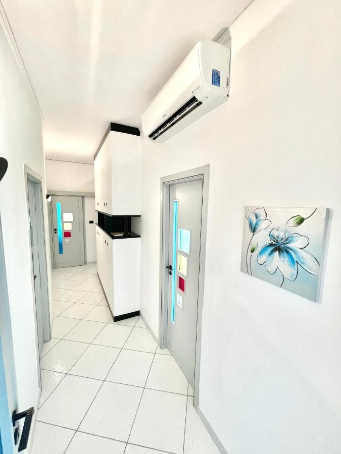 Madras Apartment Сан Джорджо а Кремано Екстериор снимка