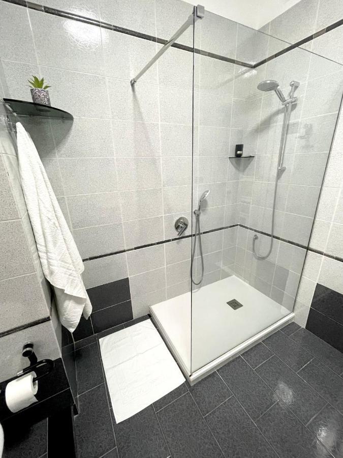 Madras Apartment Сан Джорджо а Кремано Екстериор снимка