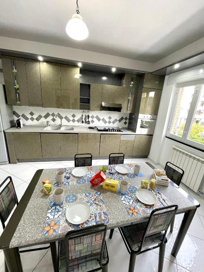 Madras Apartment Сан Джорджо а Кремано Екстериор снимка