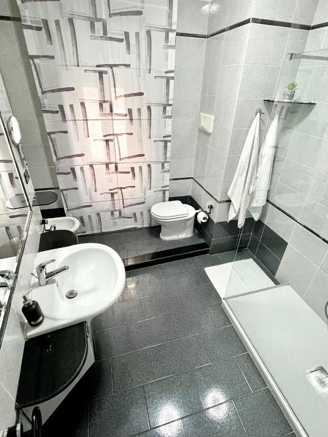 Madras Apartment Сан Джорджо а Кремано Екстериор снимка